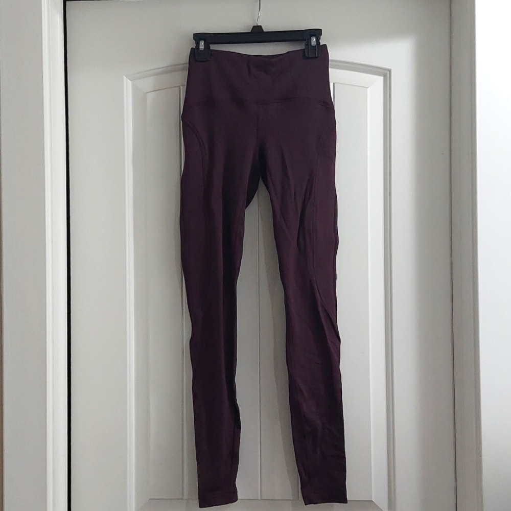 Lululemon exercise leggings